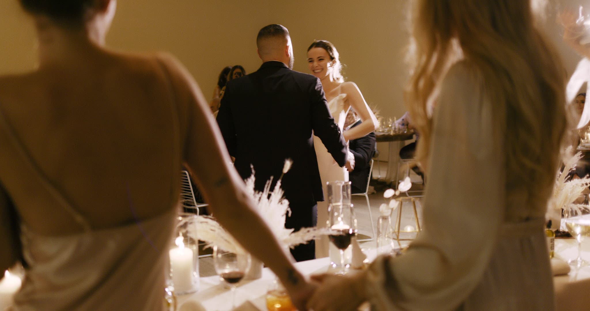 wedding couple dancing at polygon gallery